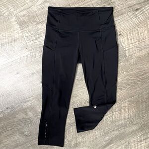 Lululemon cropped legging’s, Size 4 (S)